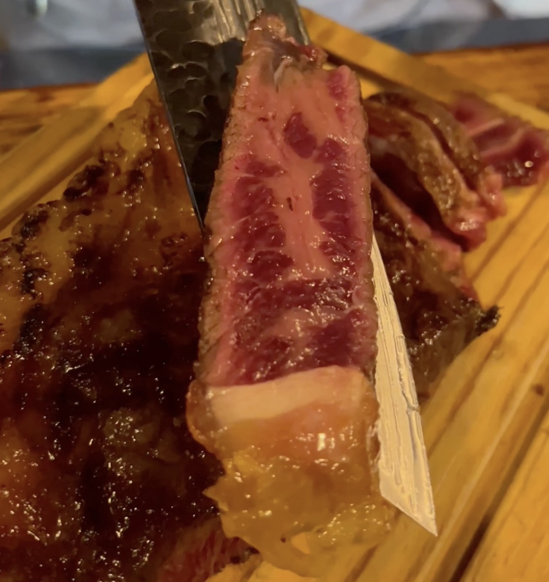 Chuleta de buey a la parrilla en Piantao