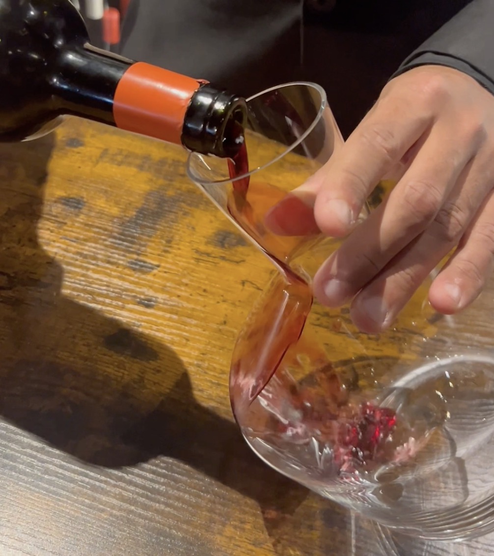 Qué es un decantador de vino